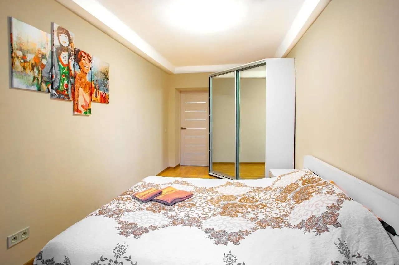 Appartement Квартира Поруч Із Палацом Україна Та Ocean Plaza Kiev Oekraïne